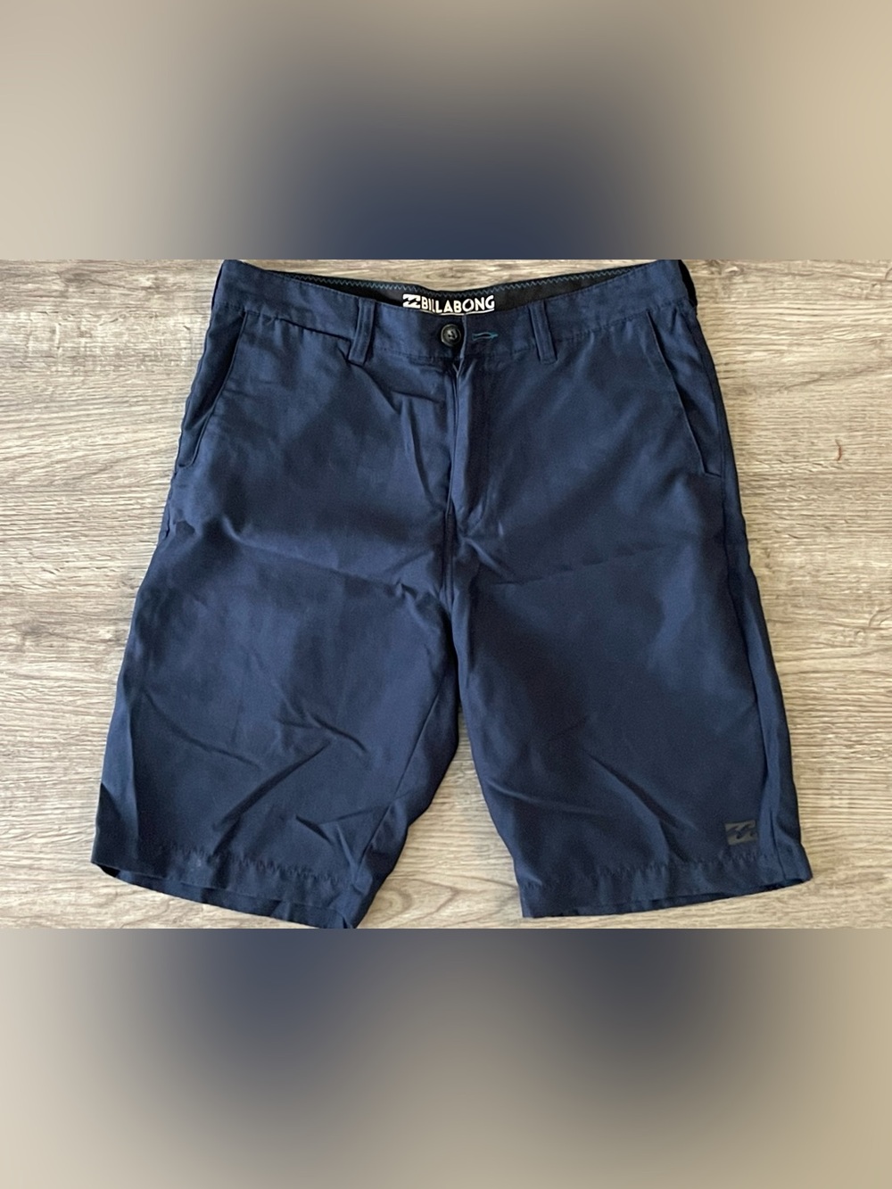 Billabong Men's Dark Navy BoardShorts size 31